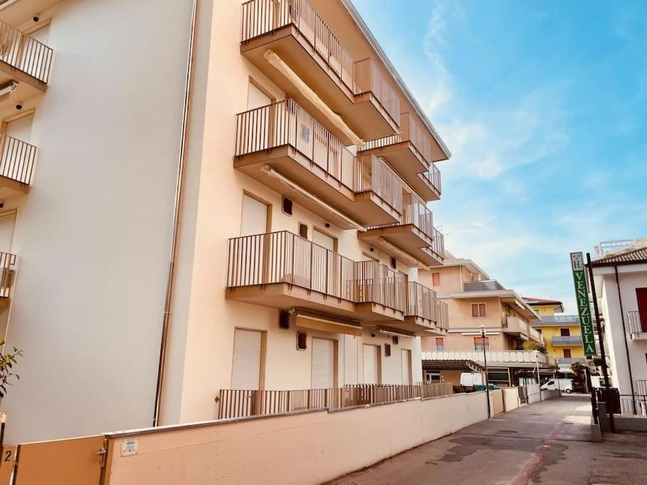 Appartamento Soyus 10 Lido di Jesolo Exteriér fotografie